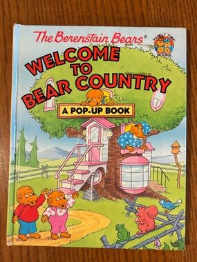 Vintage The Berenstain Bears Welcome to Bear Country - Pop-Up Book